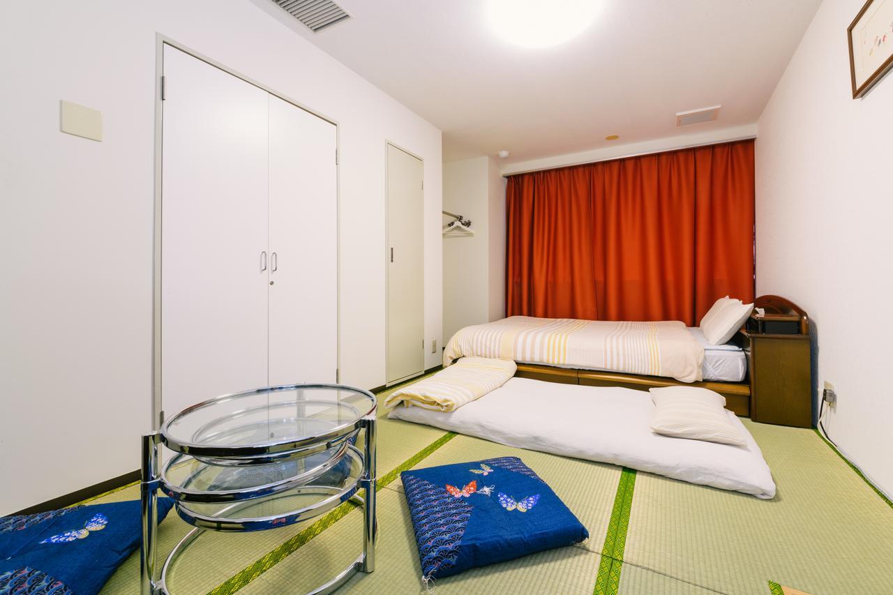 Guest House Chiharu Fukuoka  Exterior foto